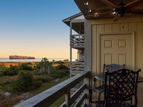 Lighthouse Point 13B - Sea the Beach Apartment in Tybee Island