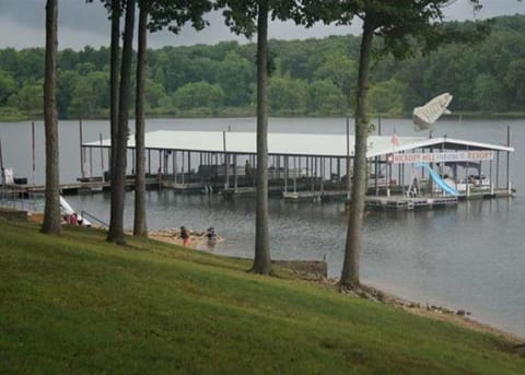 Hickory Hill Resort Kentucky Lake Estância in Lake Barkley