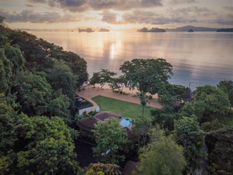 Bird's eye view, Beach, Pool view, Sea view