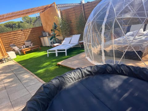 Bulle insolite Fréjus Luxury tent in Roquebrune-sur-Argens