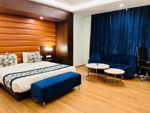 Hotel Myriad Hôtel in Lucknow