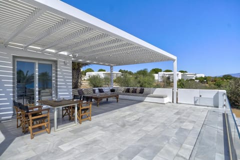 View 4 Villa in Paros, Greece