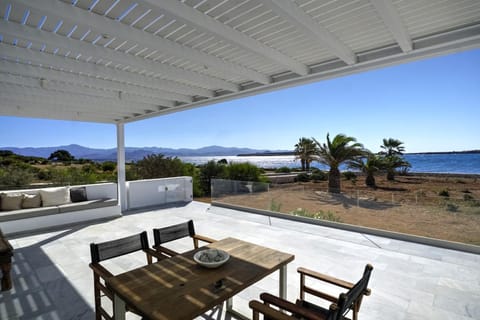 View 4 Villa in Paros, Greece