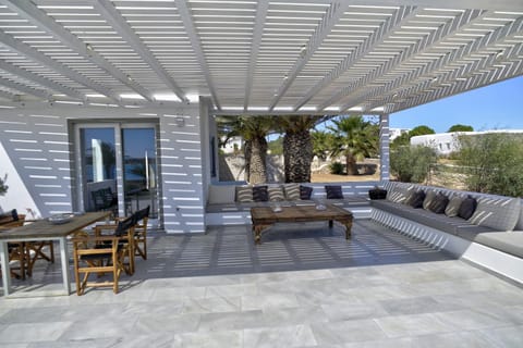 View 4 Villa in Paros, Greece