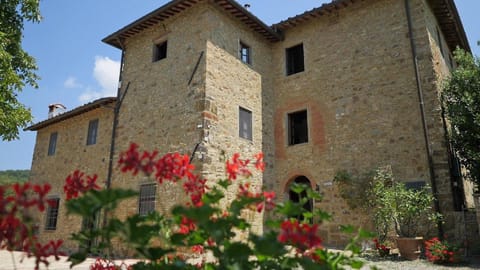 Agriturismo Sommassa Farm Stay in Tuscany