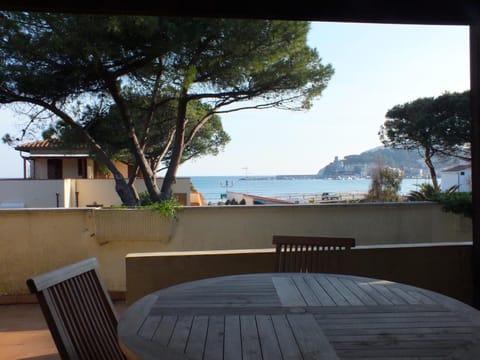 Patio, View (from property/room), Balcony/Terrace, Dining area, Sea view