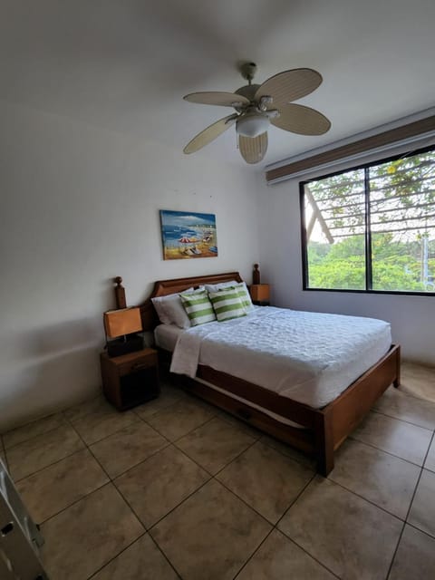Apartamentos Los Cabos Monterrico by l´Aurora Inn Condominio in Santa Rosa Department