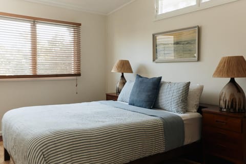 BAY PROPERTIES . The Sailor Shack Apartment in Yamba