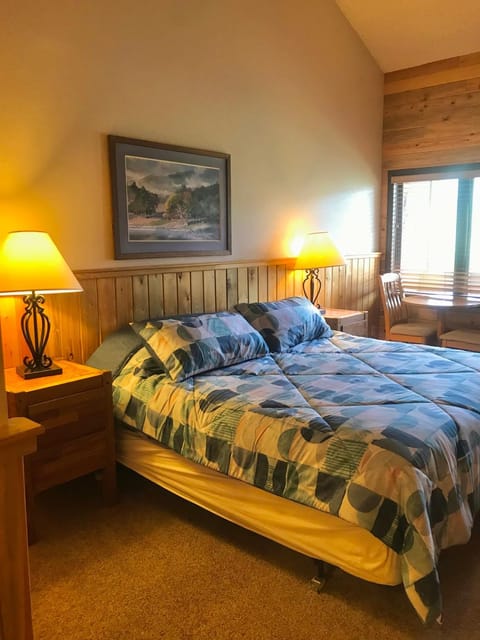 K-Suite-Mt View-Resort-Pool-Hot Tub-Near RMNP & WP Apartment hotel in Granby