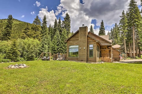 Blue River Alpine Escape with Mountain Views! Haus in Blue River