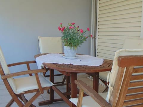 Lovingly restored apartment Galatsi Apartment in Athens