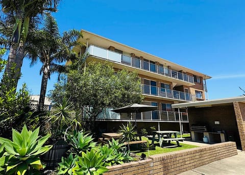 Property building, Garden, Garden view