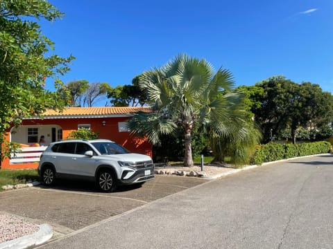 Day, Garden, Garden view, Parking