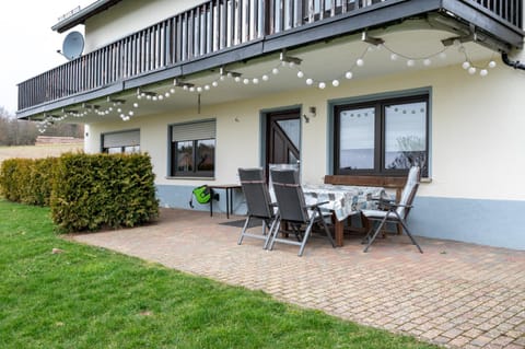 Garden, Balcony/Terrace