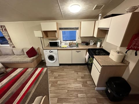 minibar, pet friendly, stove, washing machine, kitchen