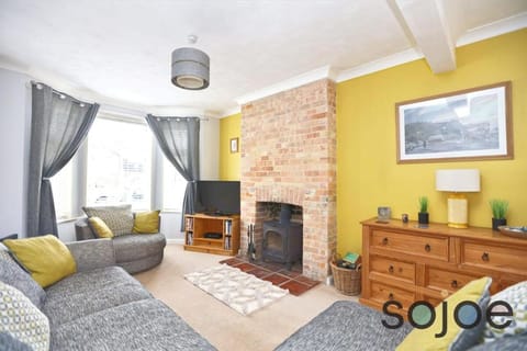 Charming and spacious 3 bedroom house very close to the beach House in Lowestoft