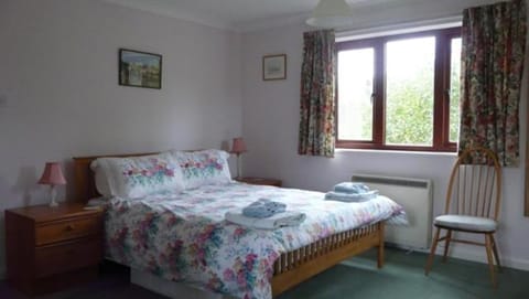 Bramley Cottage Holidays Apartment in Chichester District