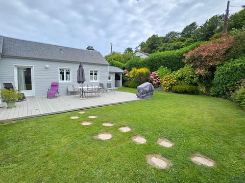 GitedesDalles 3 épis avec terrasse vue mer House in Normandy