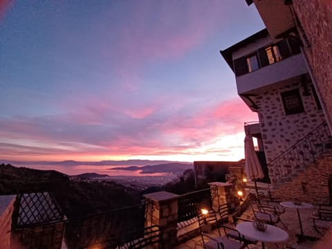 Night, Balcony/Terrace, Evening entertainment