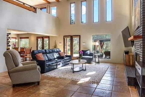 Stunning Sedona Home with Red Rock Views and Fire Pit! House in Sedona