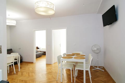 P&J Apartments Floriańska Apartment in Krakow