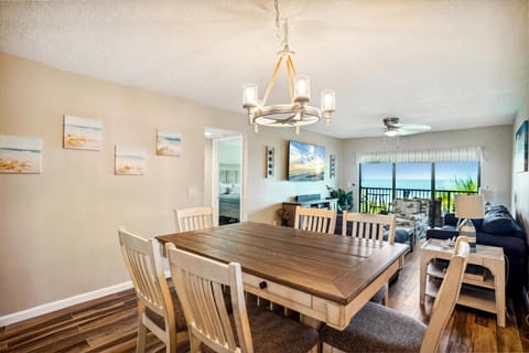 Land's End 11-305 Beach Front - Premier House in Sunset Beach