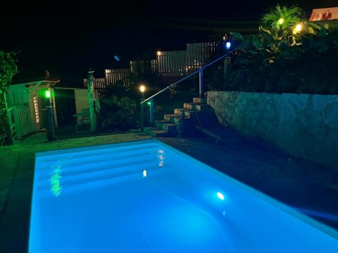 Night, Swimming pool