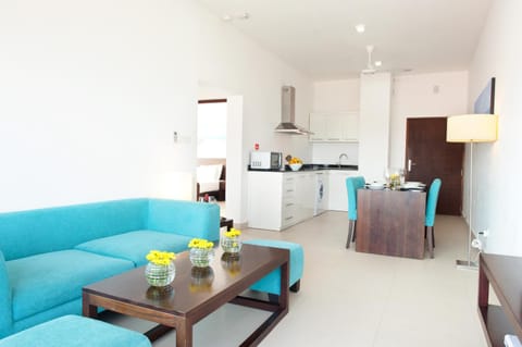 The Beach Apartments Condominio in Negombo