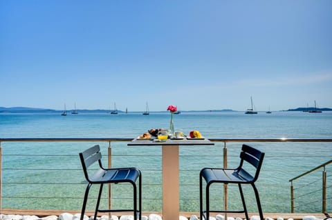 Natural landscape, Beach, Sea view, Breakfast