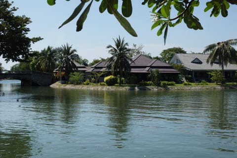 Rock Garden E28 Pool villa House in Chon Buri Changwat