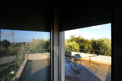 Art House Quartu - Margine Rosso Bed and Breakfast in Quartu Sant'Elena