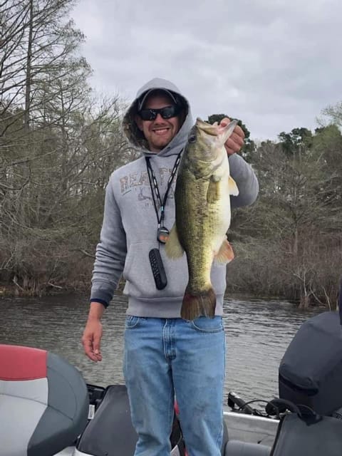 Holly Park Marina Nature lodge in Toledo Bend Reservoir