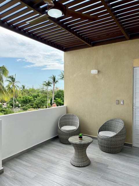 Nuevo penthouse con terraza privada, alberca , area infantil y pet friendly Apartment in Manzanillo