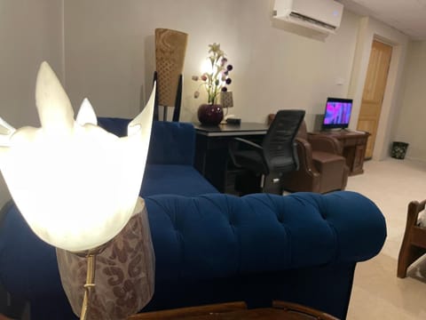 The Life Style Lodges opp Centaurus Mall Chambre d’hôte in Islamabad