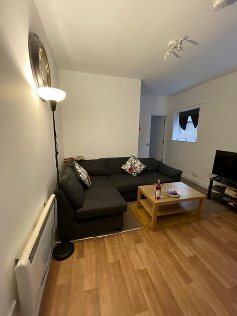 Spacious sofa bed lounge area with ensuite bedroom Condo in Walsall