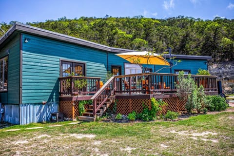 Antler Run Ranch Cabin Bed and Breakfast in Pipe Creek