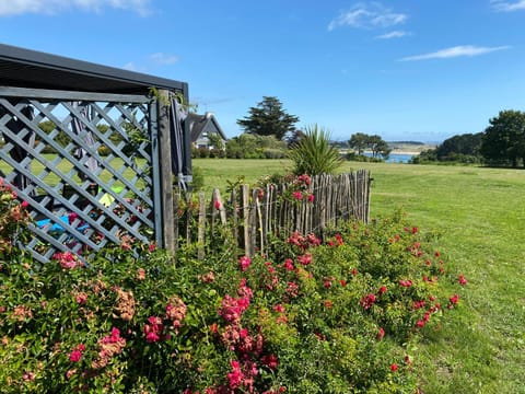 Natural landscape, Garden, Garden view, Sea view