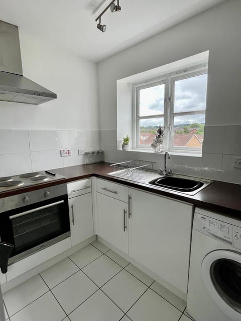 Modern 2 bedroom apartment near Glasgow Airport Apartment in Paisley
