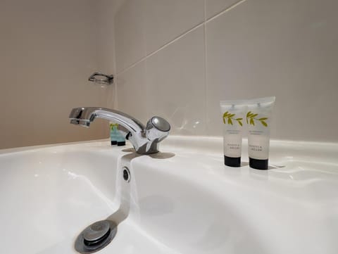 Bay & Harbour Holiday Apartments & rooms only Apartment in Weston-super-Mare