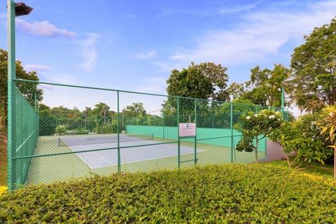 Tennis court