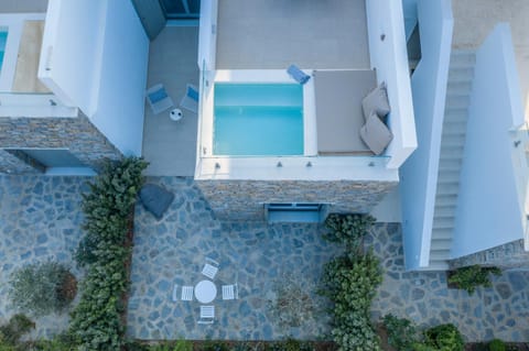 Property building, Bird's eye view, Garden