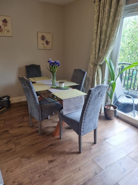 2Bedroomed apartment on first floor with balcony Apartment in Kenmare