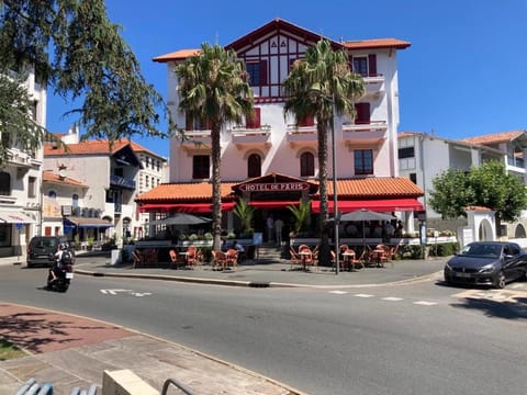 Superbe appartement T3 au centre plage .Parking Apartment in Hendaye