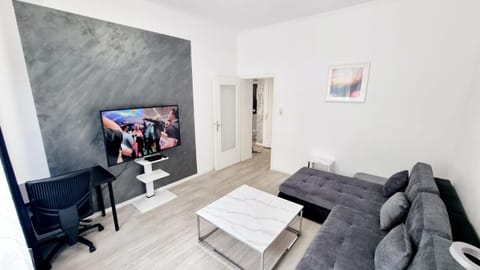 Cozy and Modern 1 Bedroom 3 room Apartment Apartment in Wiesbaden