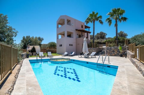 Property building, Patio, Swimming pool