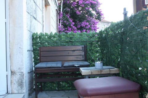 Day, Balcony/Terrace, Seating area