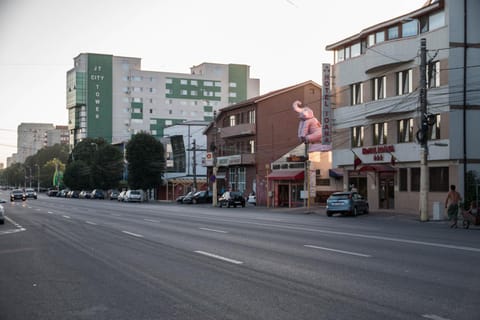 Nearby landmark, Area and facilities