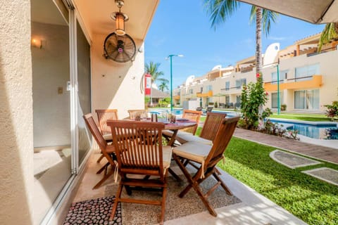 Balcony/Terrace, Balcony/Terrace, Dining area