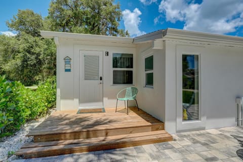 Private Studio Tucked Away on a Private Compound Apartment in Bonita Springs