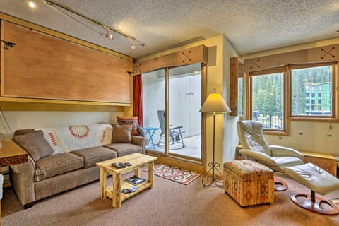 Ski-InandSki-Out Studio at Winter Park Base! Apartment in Winter Park